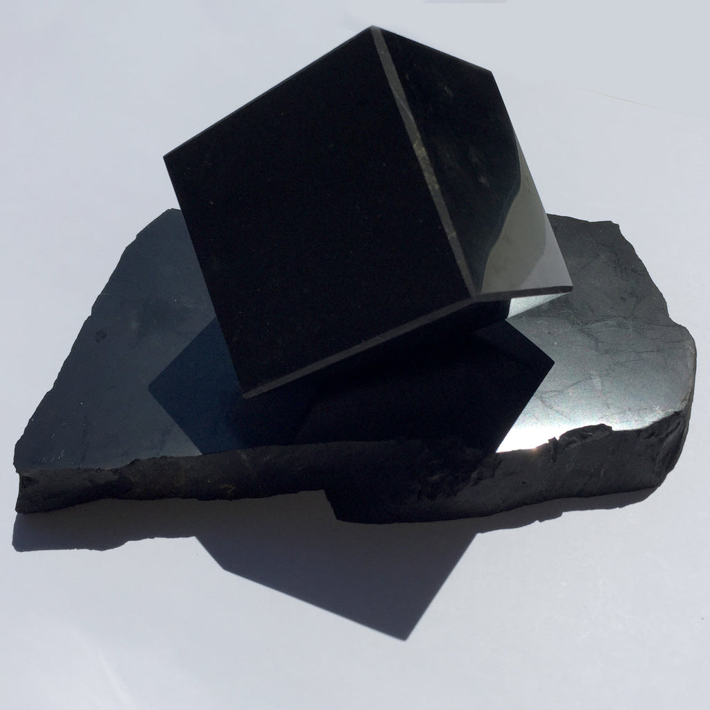 Polished Shungite Cube on Stand 3cm
