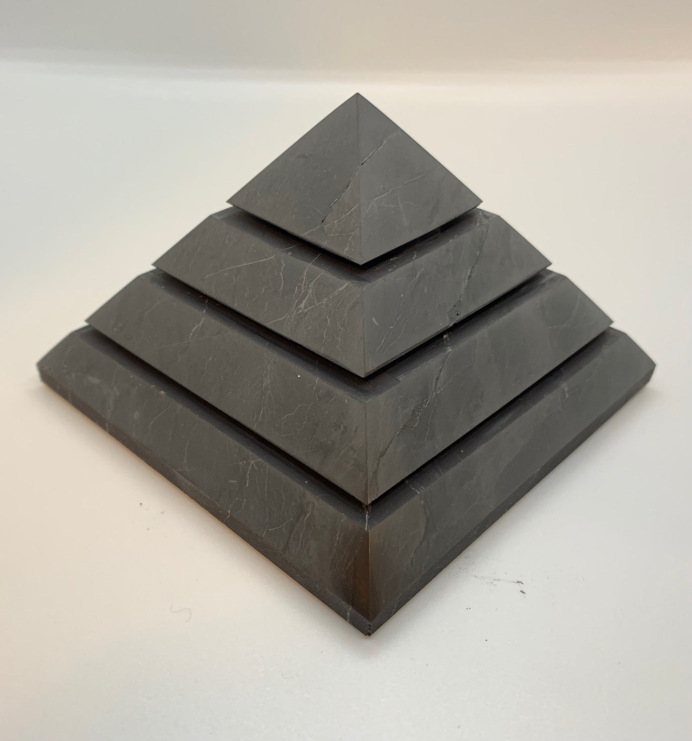 Sakkara Polished Shungite Pyramid 7cm